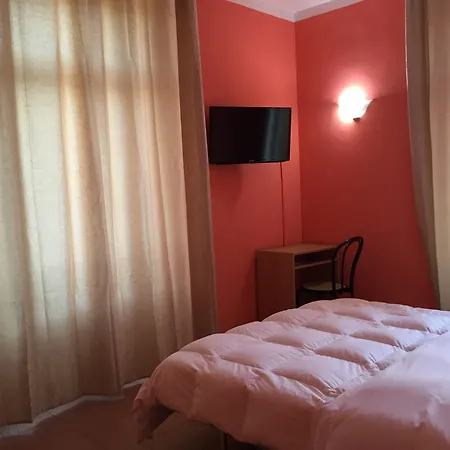 Al 182 招待所 弗纳茨迪巴戈